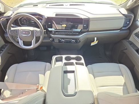 New 2026 GMC Sierra 1500 SLE image 12