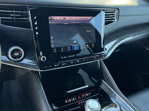 Used 2022 Jeep Wagoneer Series II image 16