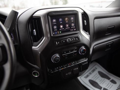 Used 2023 Chevrolet Silverado 1500 Custom image 13