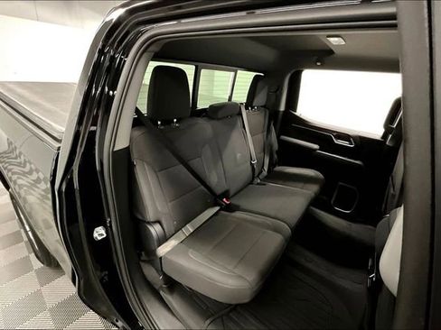 Used 2025 GMC Sierra 1500 SLE w/ Preferred Package AWD/4WD image 24
