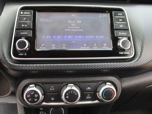 Used 2023 Nissan Kicks S FWD image 22