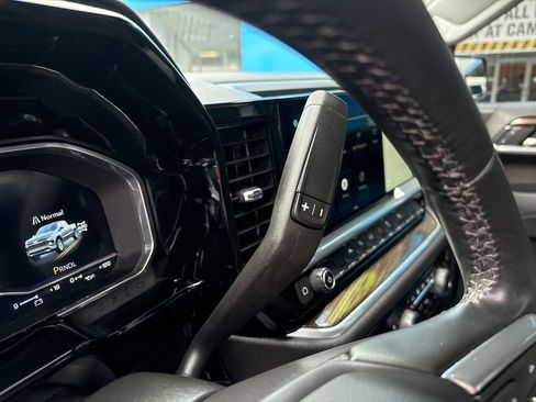 Used 2024 Chevrolet Silverado 1500 LT AWD/4WD image 37