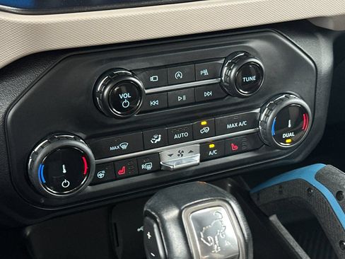 Certified 2022 Ford Bronco Wildtrak AWD/4WD image 20
