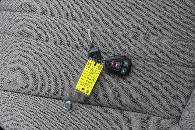 Used 2025 Chevrolet Express 2500 w/ Driver Convenience Package RWD image 30