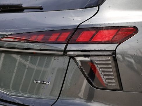 New 2026 Audi Q3 quattro 2.0T image 9