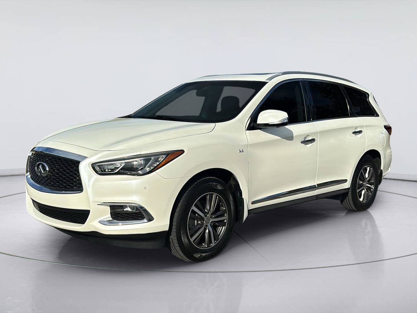 Used 2018 INFINITI QX60 FWD w/ Premium Plus Package image 1