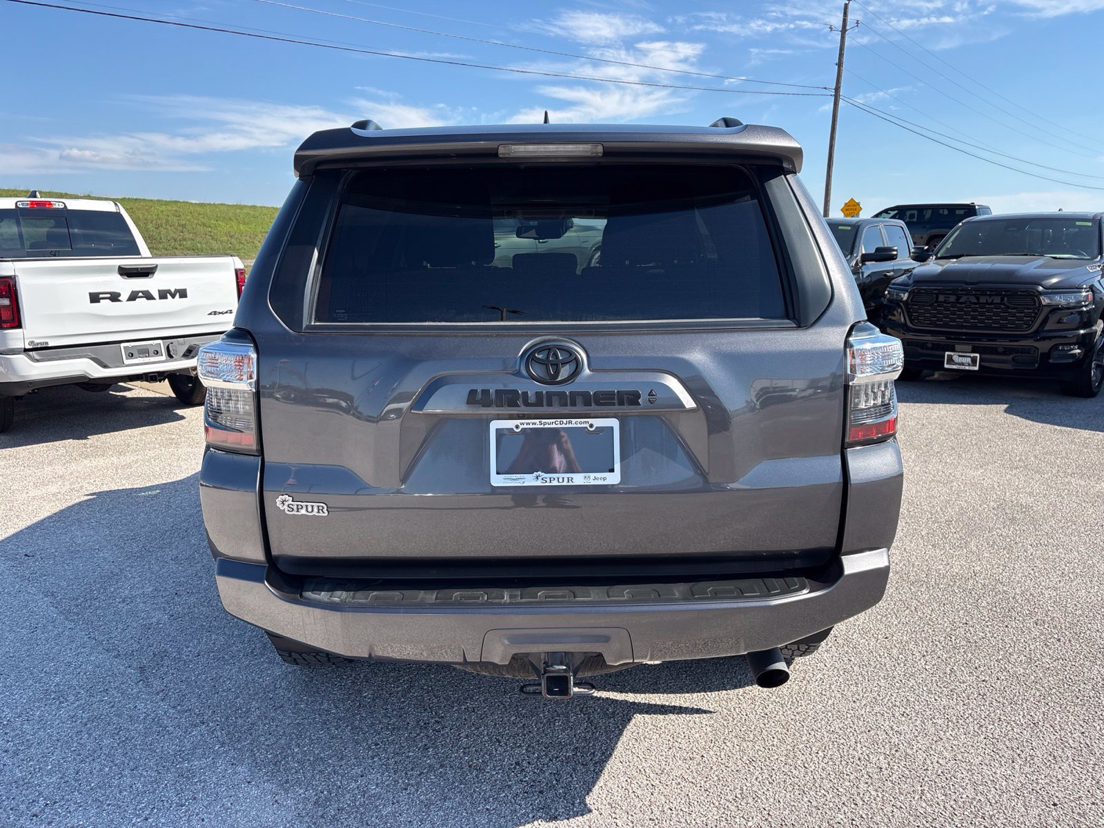 Used 2023 Toyota 4Runner SR5 Premium w/ Moonroof Package AWD/4WD image 5