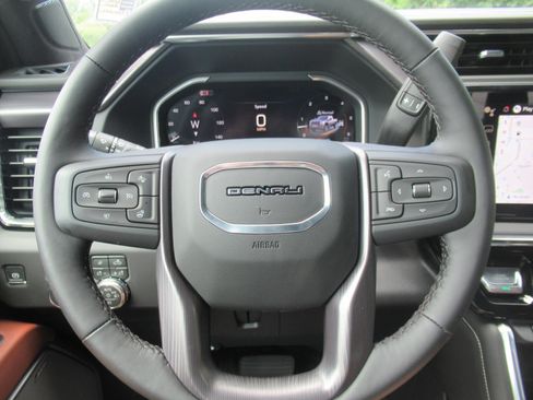 New 2026 GMC Sierra 2500 Denali Ultimate AWD/4WD image 27