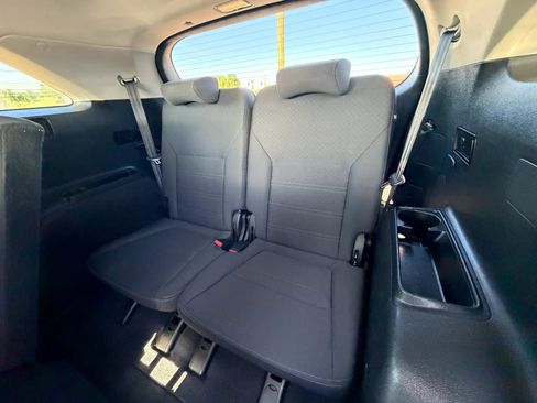 Used 2019 Kia Sorento LX image 10