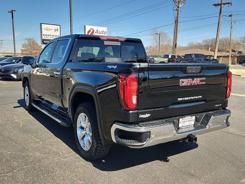 Used 2020 GMC Sierra 1500 SLT image 3