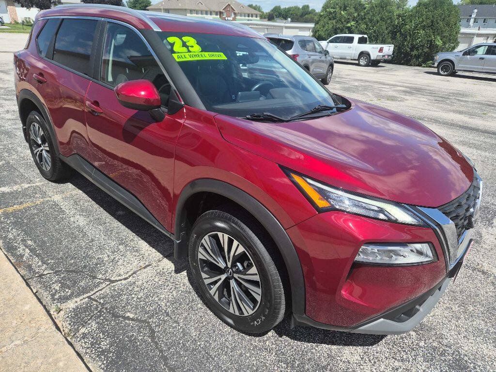 Used 2023 Nissan Rogue SV w/ SV Premium B Package AWD/4WD image 1
