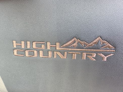 New 2026 Chevrolet Tahoe High Country AWD/4WD image 13