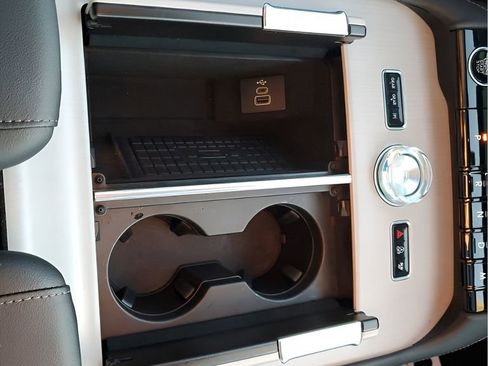 Used 2025 Lincoln Navigator L Reserve w/ Jet Appearance Package image 40