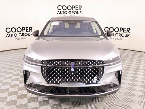 New 2026 Lincoln Nautilus Premier AWD/4WD image 9