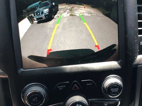 Used 2017 RAM 1500 Sport RWD image 18