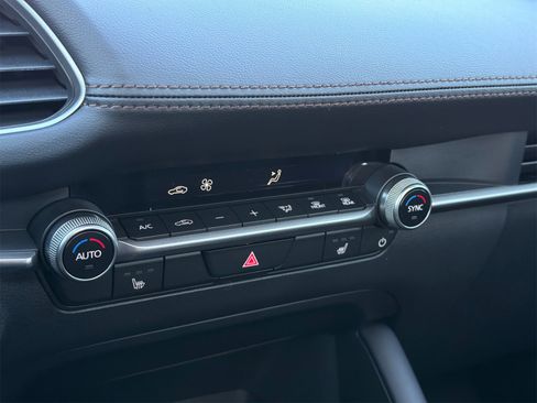 New 2026 MAZDA MAZDA3 s image 26