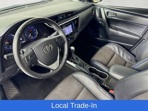 Used 2017 Toyota Corolla L image 11