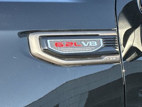 New 2026 GMC Sierra 1500 AT4X AWD/4WD image 17