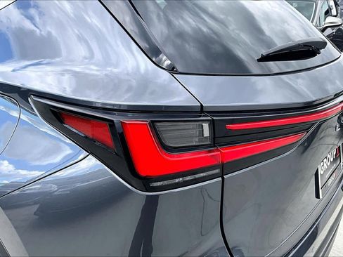 Used 2023 Lexus NX 350h AWD image 29