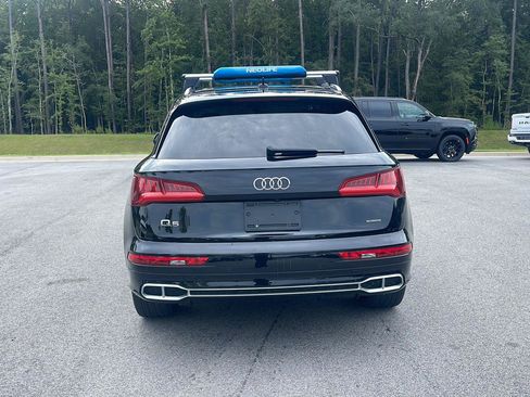 Used 2020 Audi Q5 e Premium Plus w/ Premium Plus Package AWD/4WD image 6