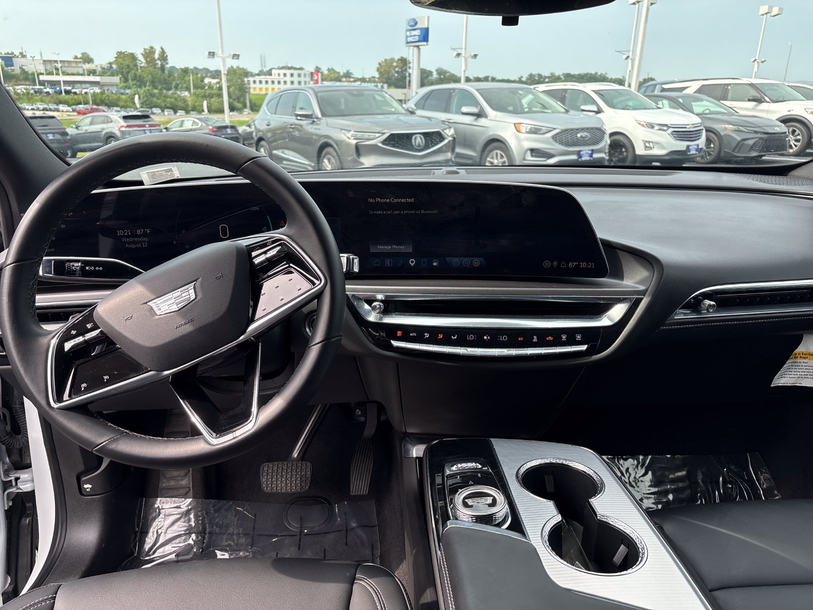 Used 2024 Cadillac Lyriq Tech RWD image 40