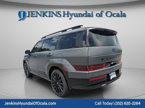 Used 2025 Hyundai Santa Fe Calligraphy image 4