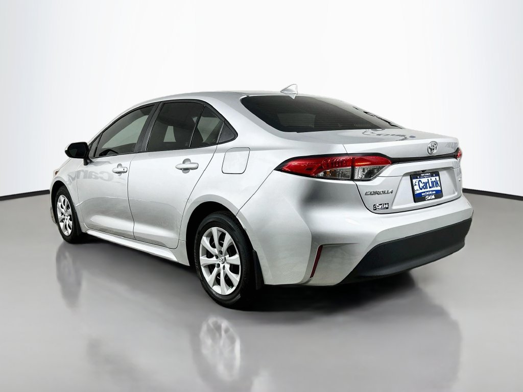 Used 2024 Toyota Corolla LE FWD image 5