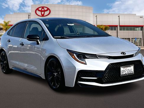 Used 2020 Toyota Corolla SE image 1