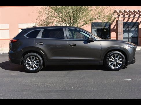 Used 2018 MAZDA CX-9 Touring image 1