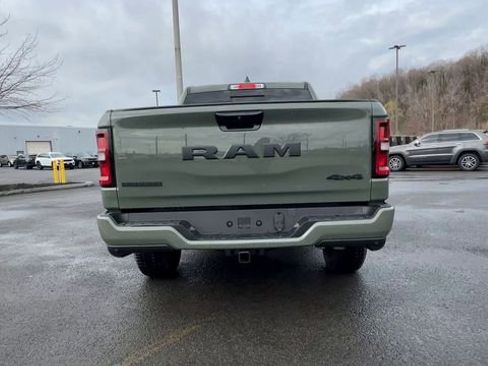 New 2026 RAM 1500 4x4 Crew Cab image 7