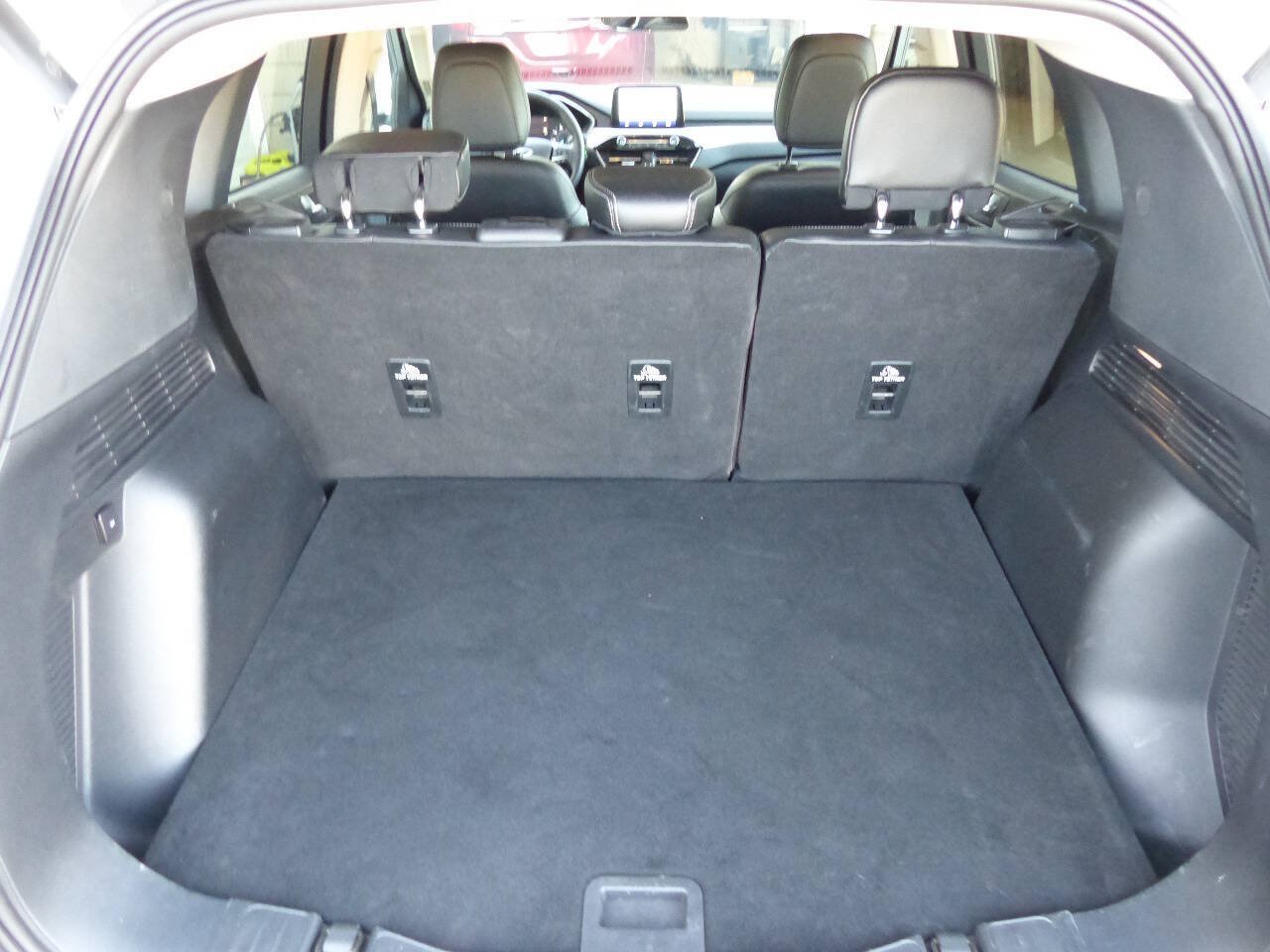 Used 2020 Ford Escape SEL FWD image 21
