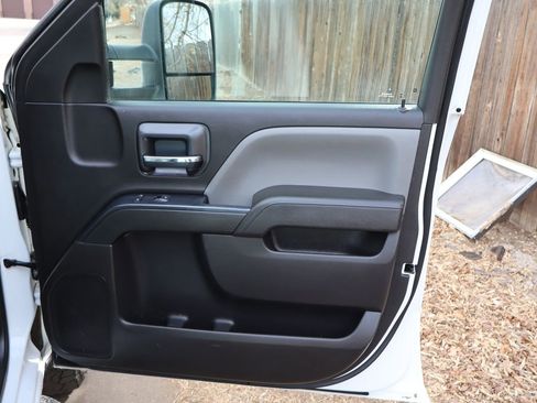 Used 2016 Chevrolet Silverado 2500 W/T image 26