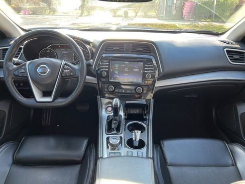 Used 2018 Nissan Maxima 3.5 SL image 34