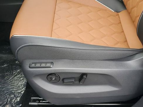 New 2026 Volkswagen Tiguan SEL R-Line image 13