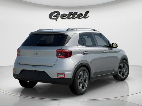 New 2026 Hyundai Venue SEL FWD image 6