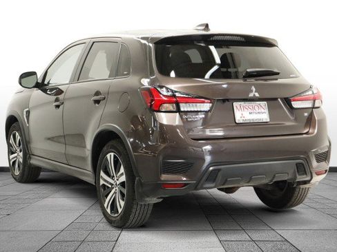 Used 2025 Mitsubishi Outlander Sport SE AWD/4WD image 5
