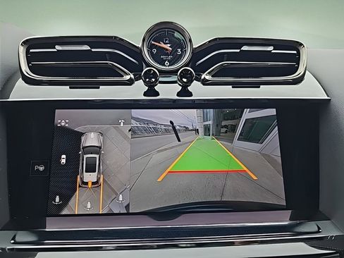 New 2025 Bentley Bentayga image 26