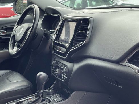 Used 2020 Jeep Cherokee Limited image 14