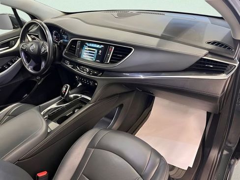 Used 2019 Buick Enclave Essence AWD/4WD image 15