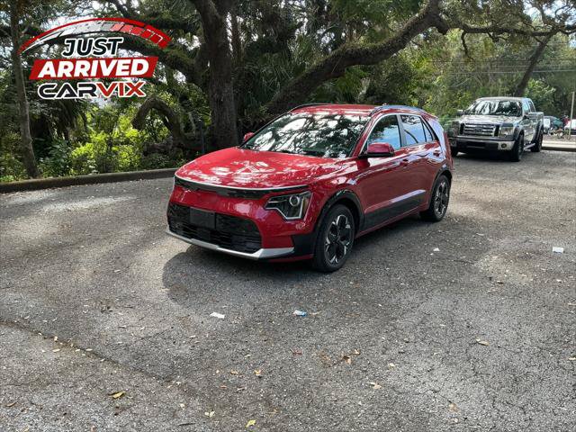 Used 2023 Kia Niro Wind FWD image 1