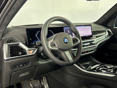 Used 2026 BMW X5 sDrive40i w/ M Sport Package RWD image 4