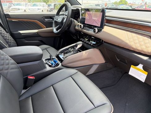 New 2026 GMC Canyon Denali AWD/4WD image 23