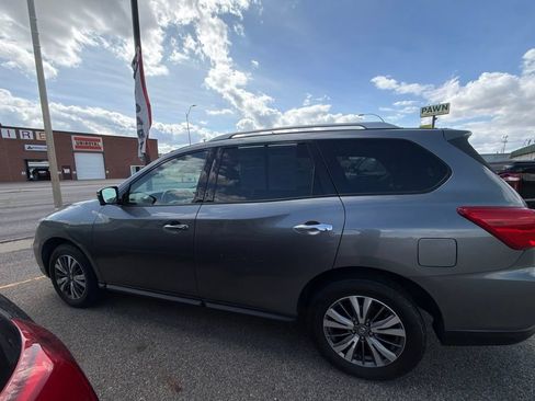 Used 2020 Nissan Pathfinder SL AWD/4WD image 8
