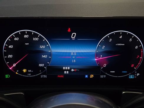 New 2026 Mercedes-Benz GLB 250 4MATIC image 26