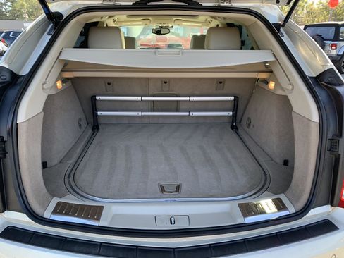 Used 2014 Cadillac SRX Luxury w/ Driver Awareness Package image 43