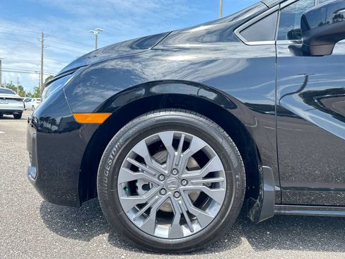 Certified 2026 Honda Odyssey Touring image 19