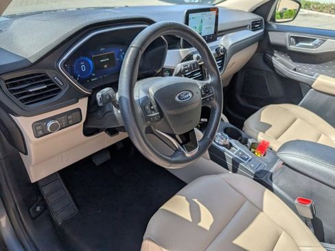 Used 2020 Ford Escape SE Sport FWD image 10