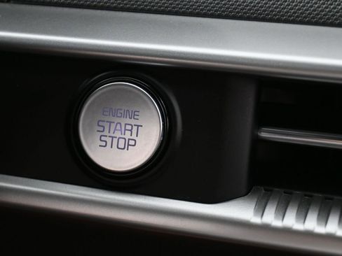 Used 2023 Kia K5 GT-Line image 31