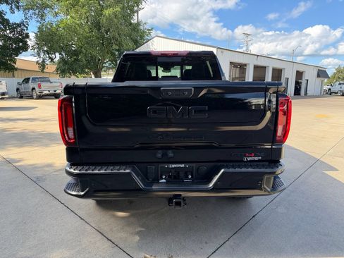 Used 2024 GMC Sierra 1500 AT4X AWD/4WD image 30