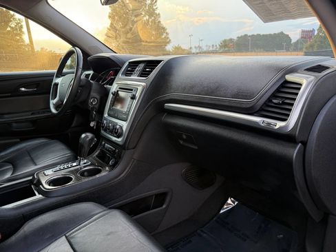 Used 2015 GMC Acadia SLT w/ Open Road Package AWD/4WD image 19